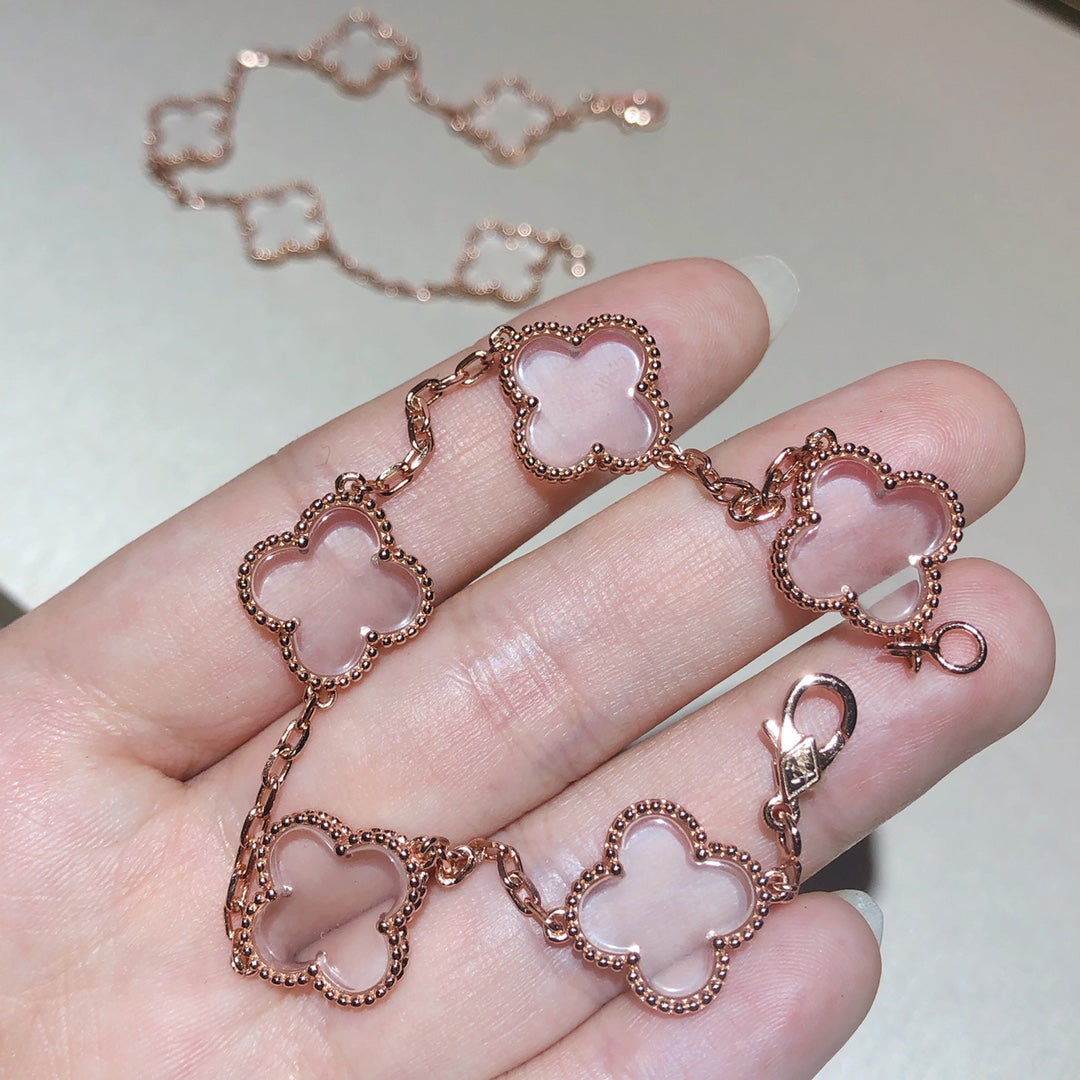 [Glow Jewelry]CLOVER 5 MOTIF ROCK CRYSTAL BRACELET