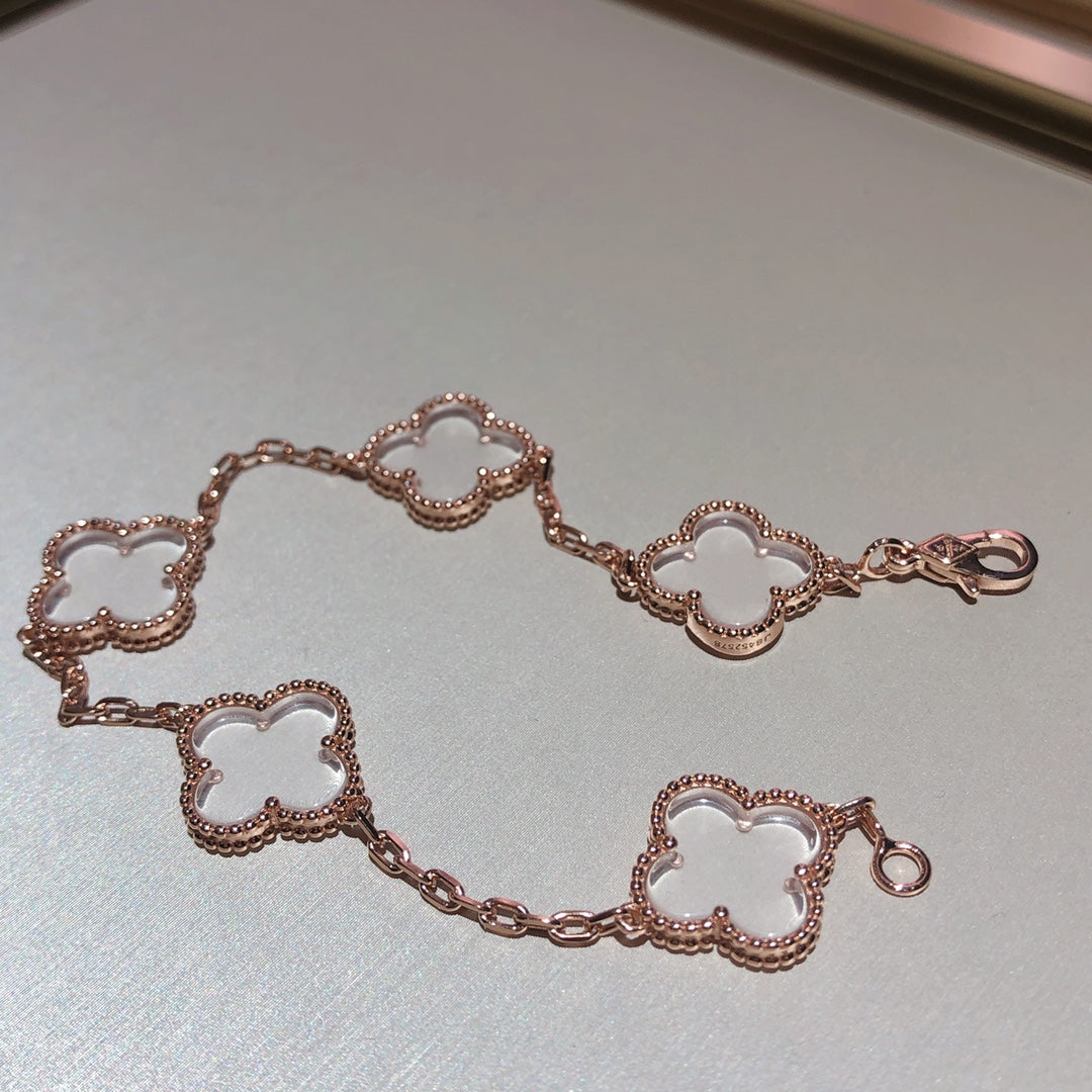 [Glow Jewelry]CLOVER 5 MOTIF ROCK CRYSTAL BRACELET