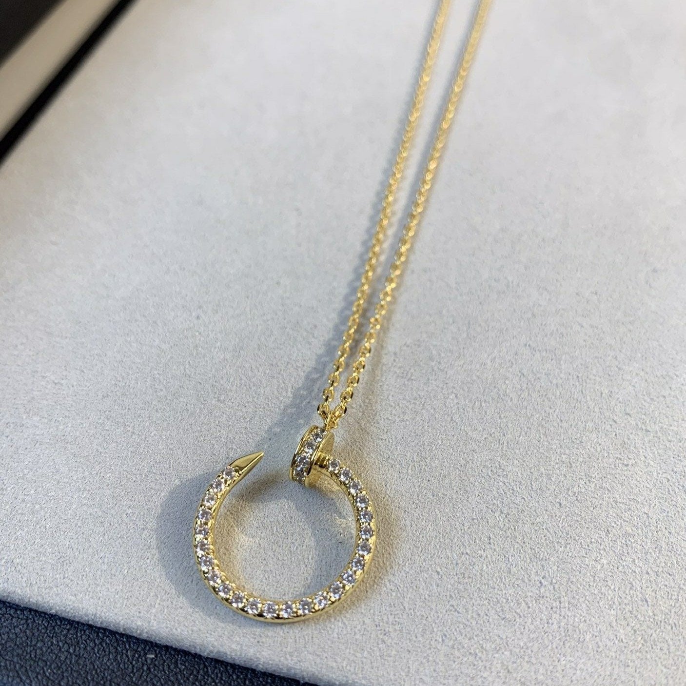 GlowJUSTE NECKLACE GOLD DIAMONDS