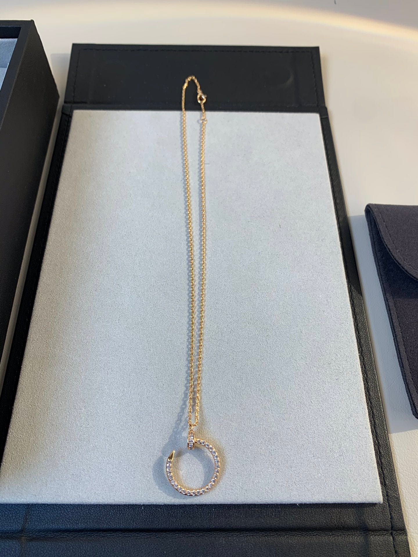 GlowJUSTE NECKLACE PINK GOLD DIAMONDS