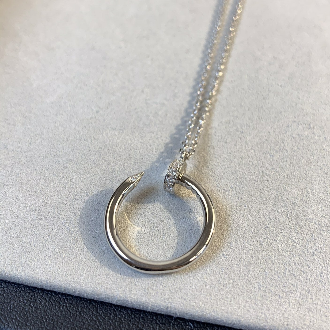 GlowJUSTE NECKLACE SILVER
