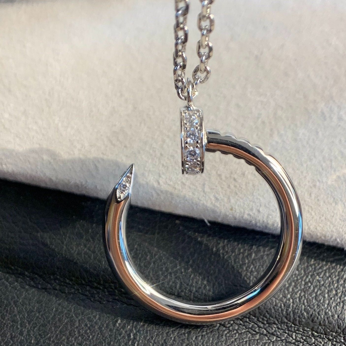 GlowJUSTE NECKLACE SILVER
