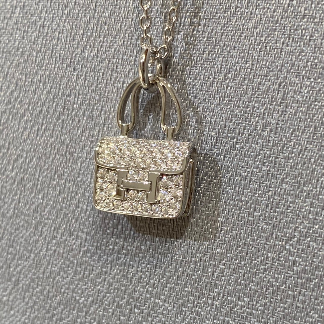 GlowCONSTANCE PEDANT DIAMOND NECKLACE