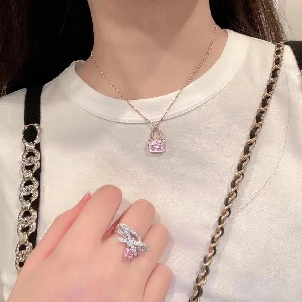 GlowCONSTANCE PEDANT PURPLE DIAMOND NECKLACE