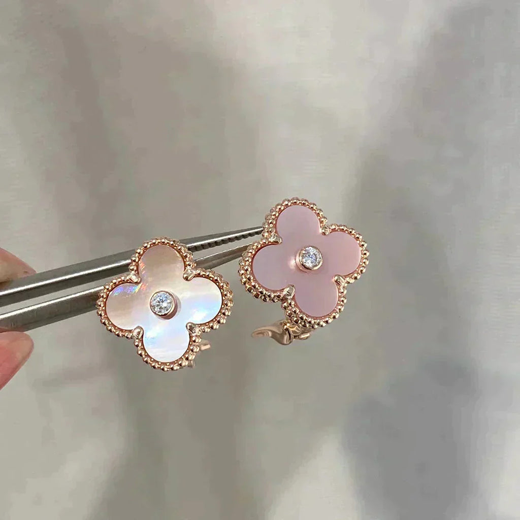 ¡®Glow¡¯CLOVER MEDIUM 1 MOTIFS  PINK MOP DIAMOND EARRINGS