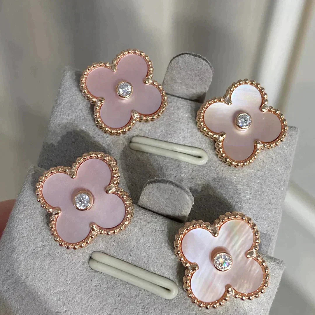 ¡®Glow¡¯CLOVER MEDIUM 1 MOTIFS  PINK MOP DIAMOND EARRINGS