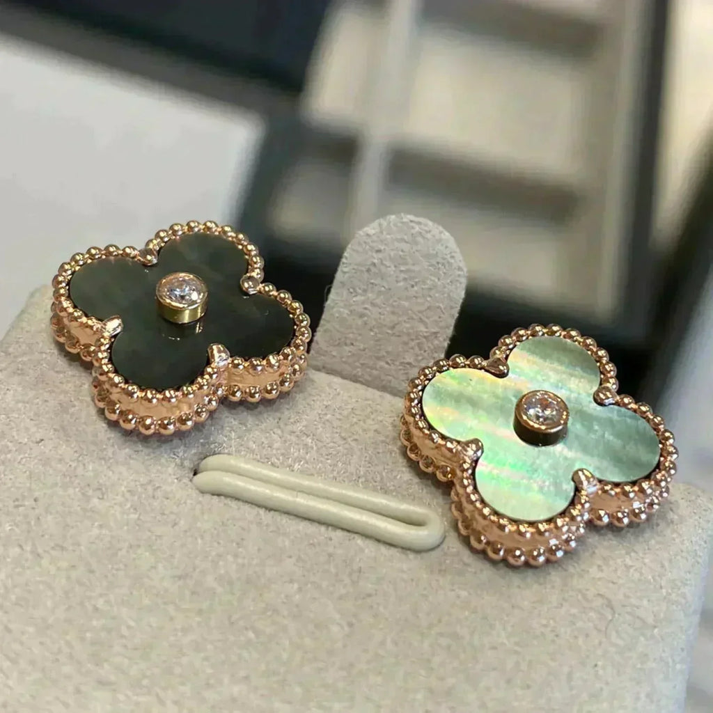 ¡®Glow¡¯CLOVER MEDIUM 1 MOTIFS GRAY MOP  DIAMOND EARRINGS