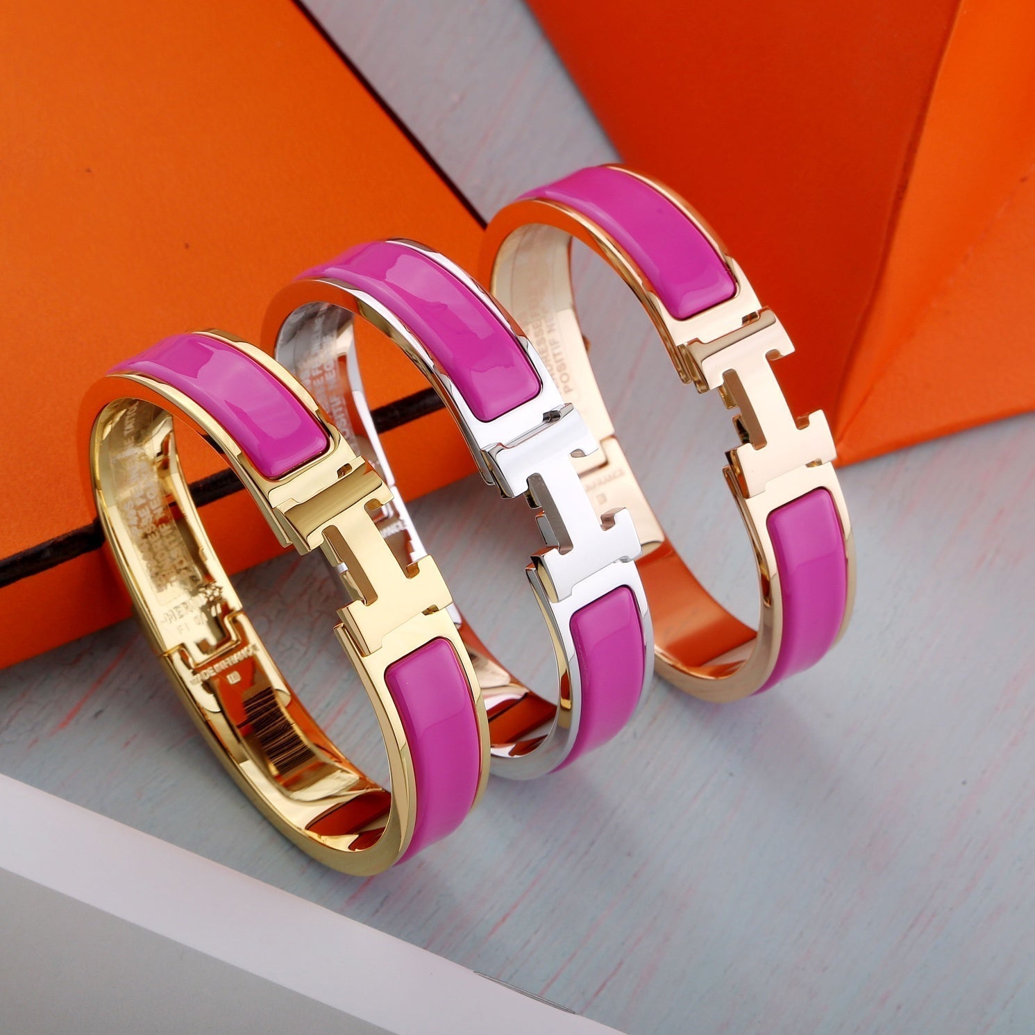 GlowH PURPLE BRACELET