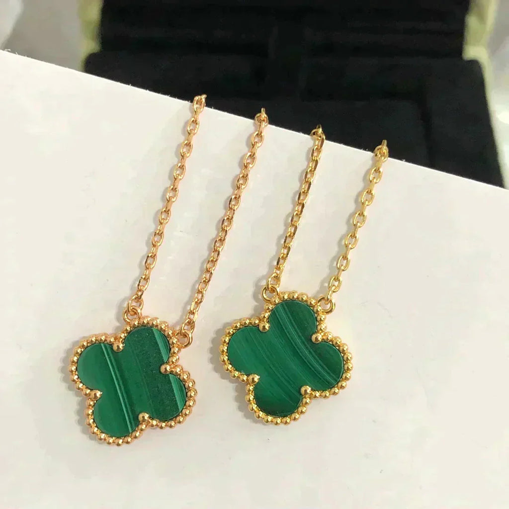 ¡®Glow¡¯CLOVER 15MM MALACHITE SINGLE FLOWER  NECKLACE