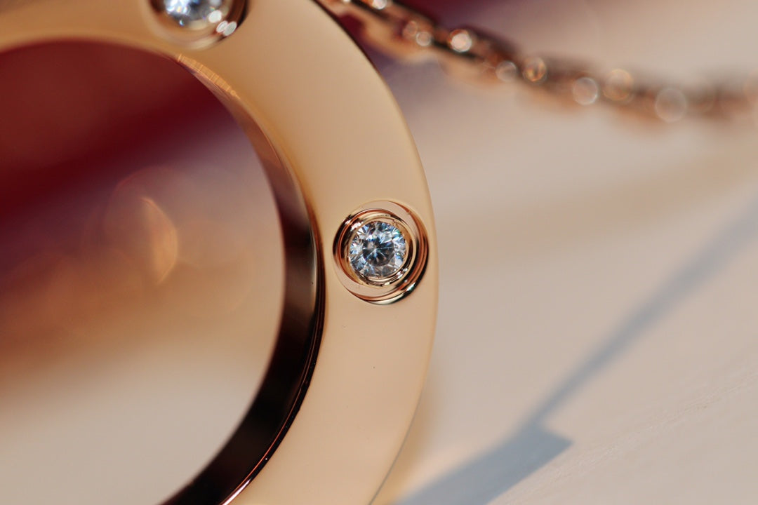 GlowLOVE NECKLACE 16MM 6 DIAMONDS PINK GOLD
