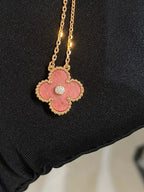 ¡®Glow¡¯CLOVER 15MM DIAMOND RHODONITE NECKLACE