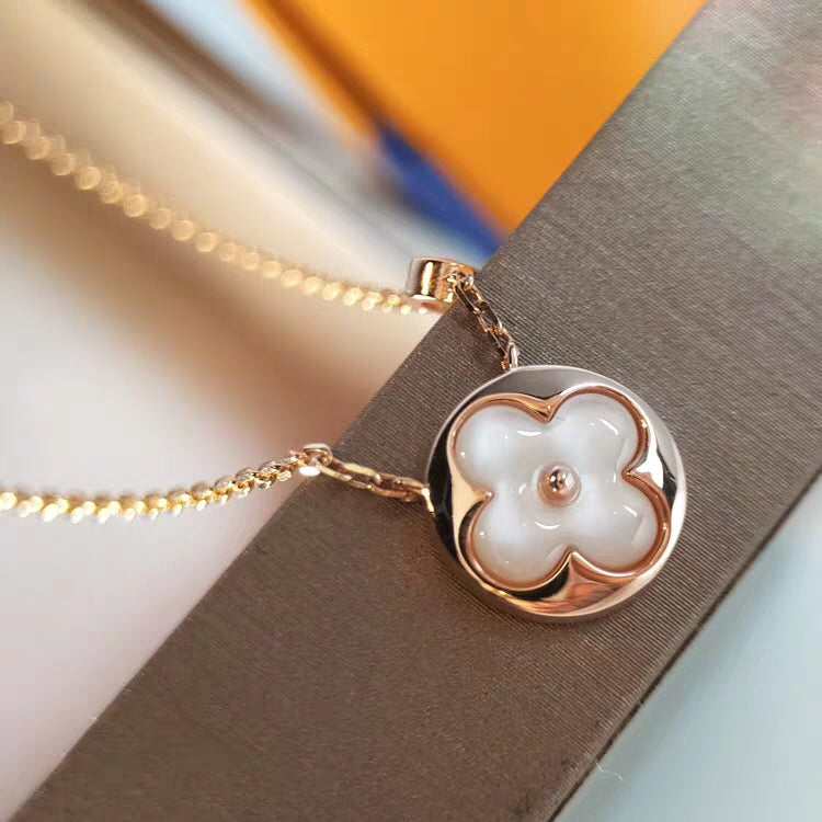 GlowSUN MOP GOLD 1 DIAMOND NECKLACE