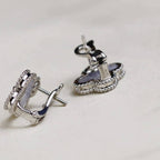 ¡®Glow¡¯CLOVER MEDIUM 1 MOTIFS  WHITE MOP EARRINGS SILVER