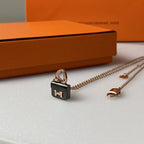 GlowCONSTANCE BLACK PEDANT PINK GOLD NECKLACE