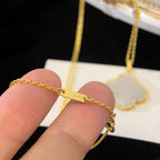 ¡®Glow¡¯CLOVER 25MM MOP LARGE PENDANT NECKLACE