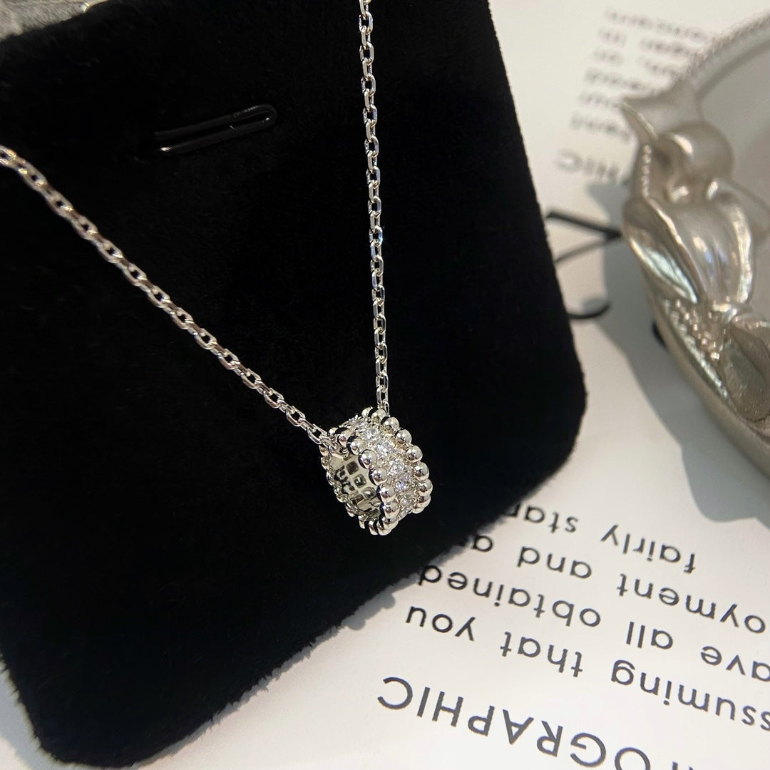 ¡®Glow¡¯PERLEE DIAMOND NECKLACE