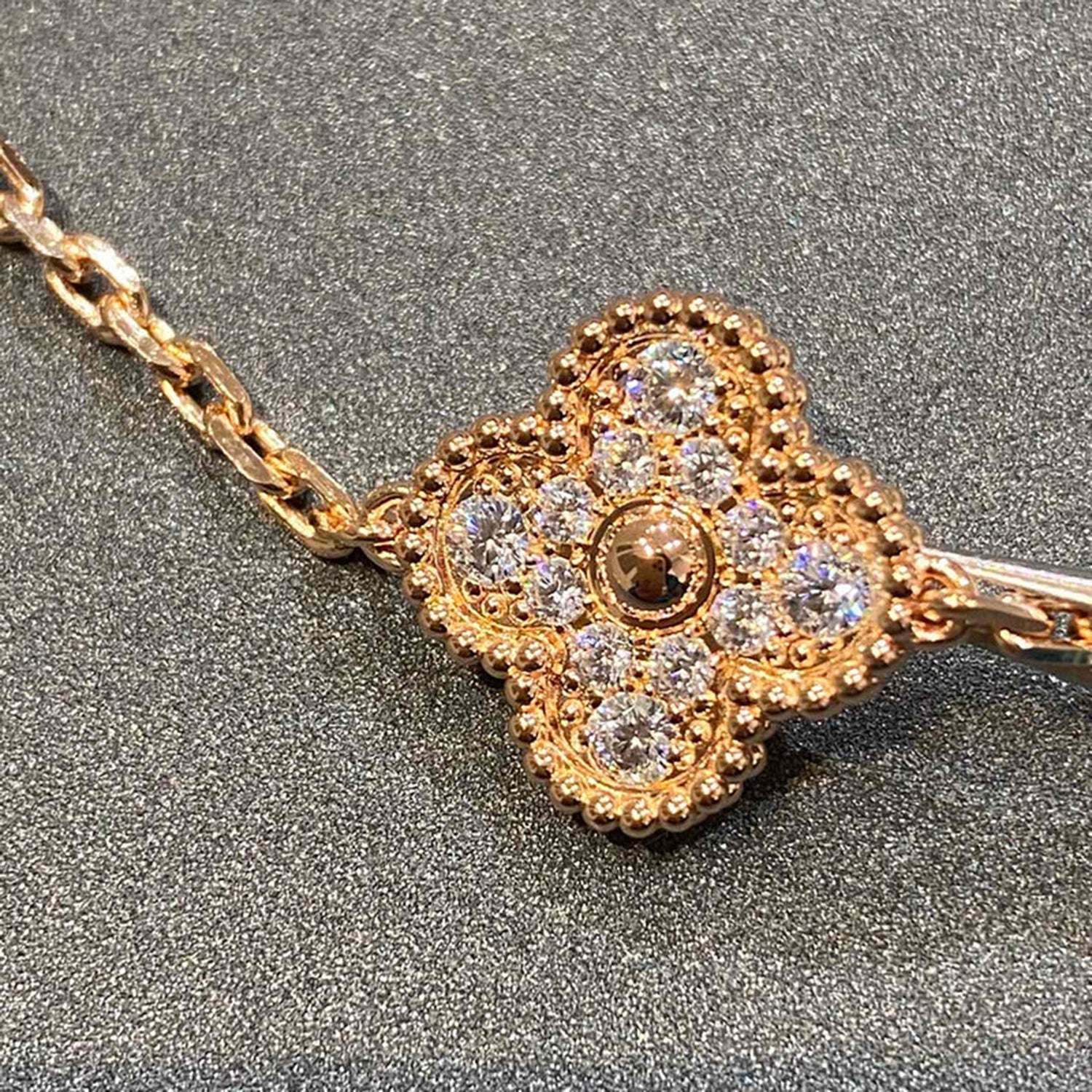 [Glow]New  CLOVER 5 MOTIF FULL DIAMOND BRACELET COLLECTION