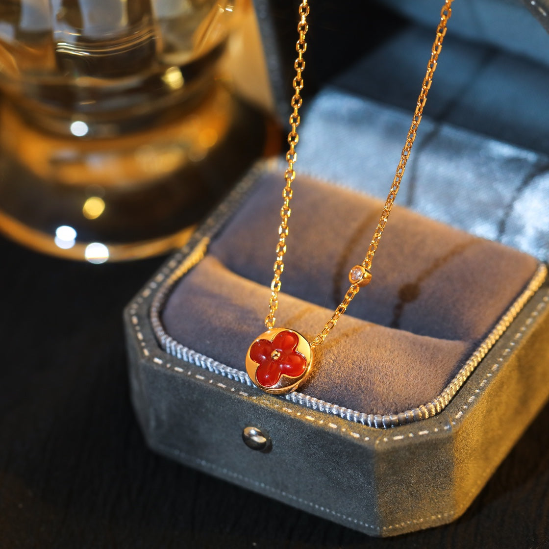 GlowSUN PEDANT PINK GOLD 1 DIAMOND NECKLACE