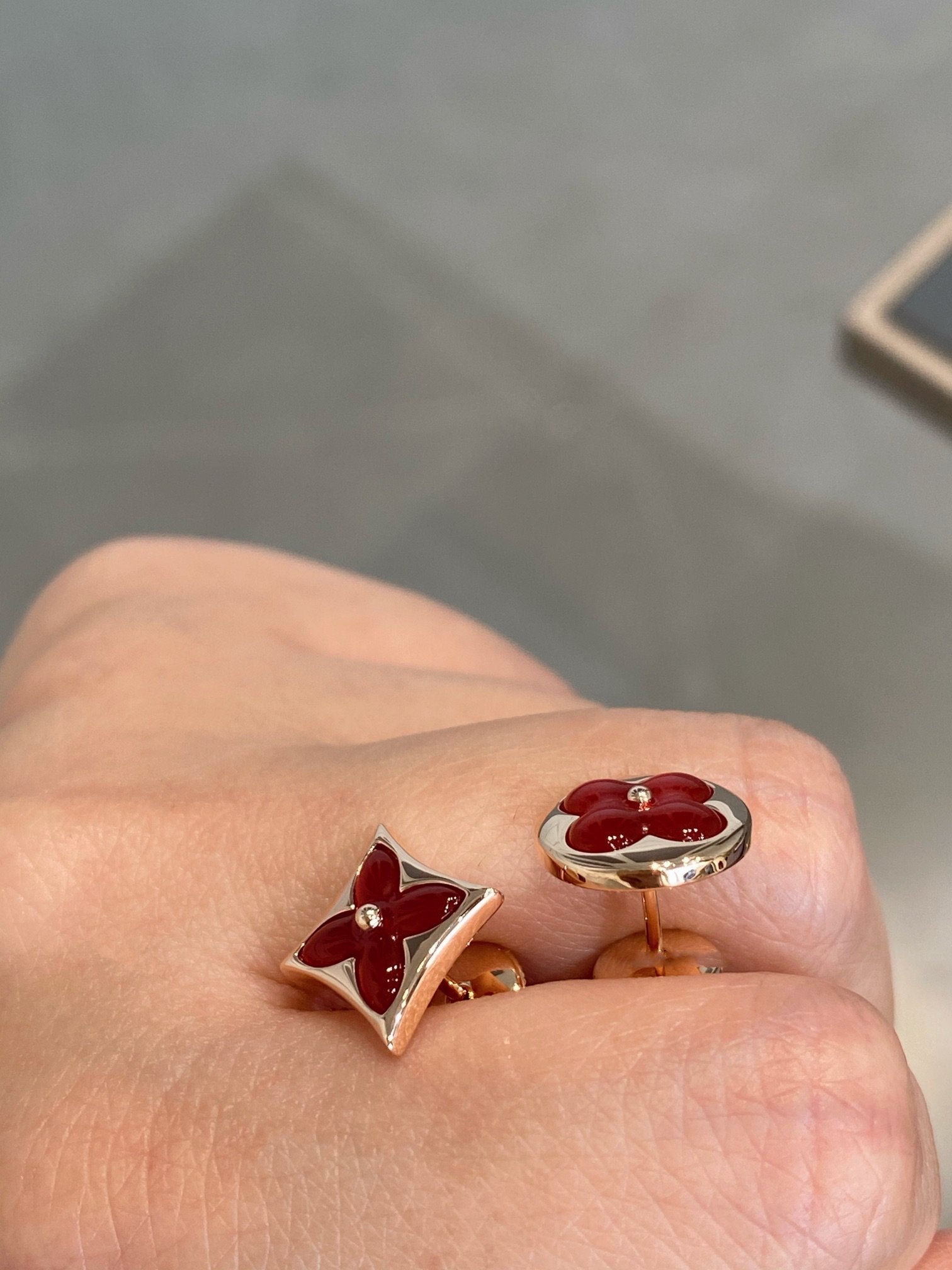 GlowSTAR AND SUN PINK GOLD CARNELIAN STUD EARRINGS