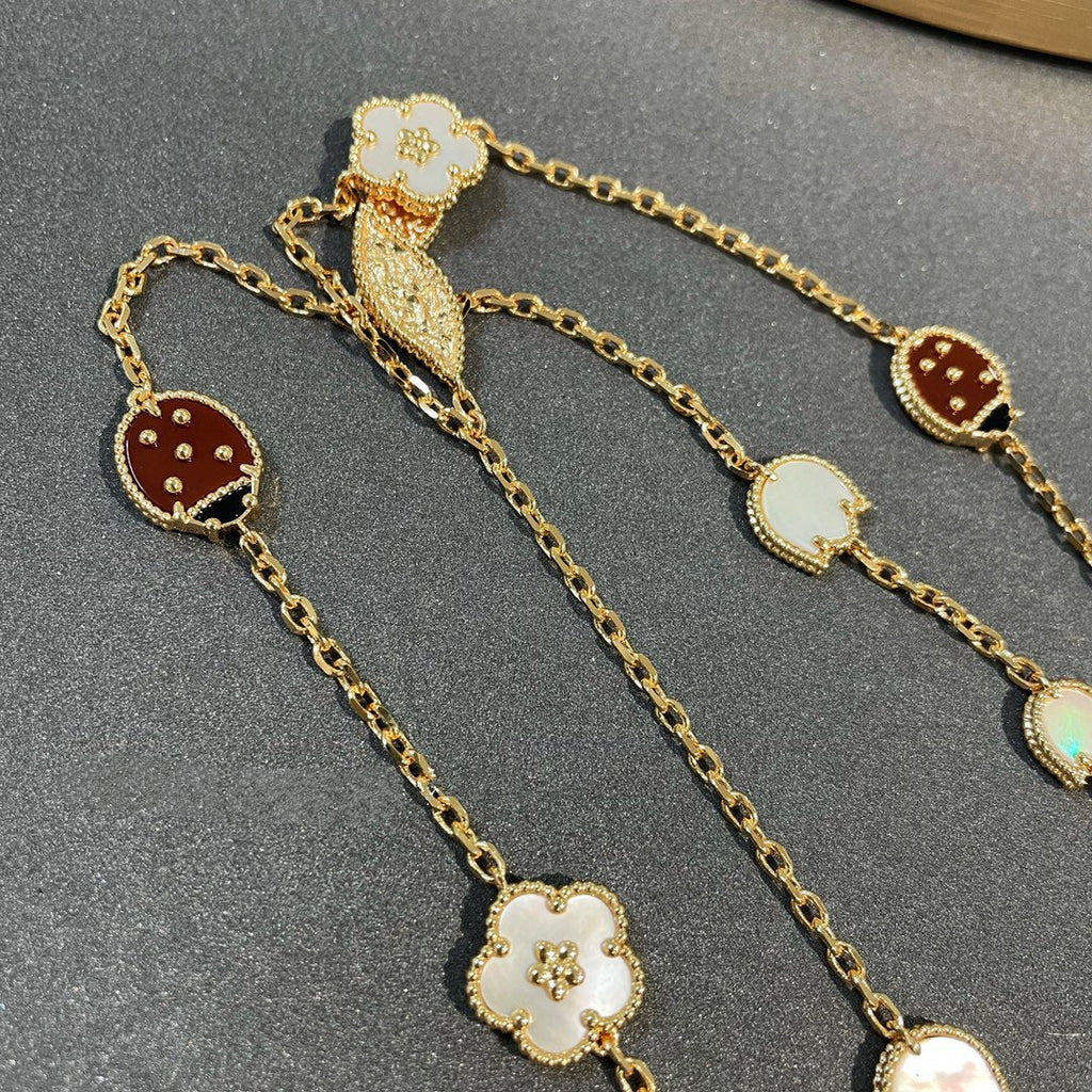 ¡®Glow¡¯LUCKY SPRING 15 MOTIFS GOLD NECKLACE