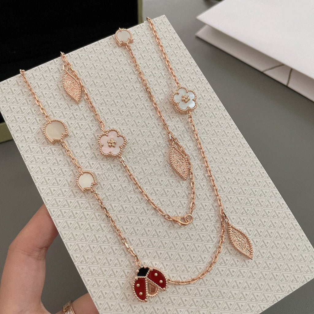 ¡®Glow¡¯LUCKY SPRING 15 MOTIFS ROSE GOLD NECKLACE