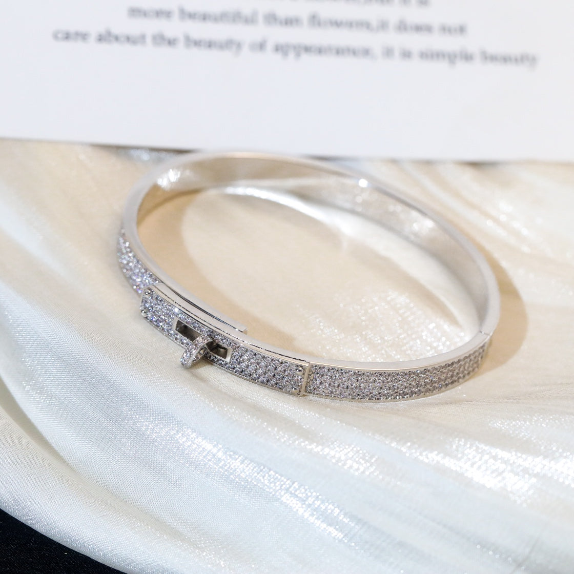GlowKELLY BRACELET DIAMOND PAVED