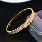GlowKELLY BRACELET DIAMOND PAVED