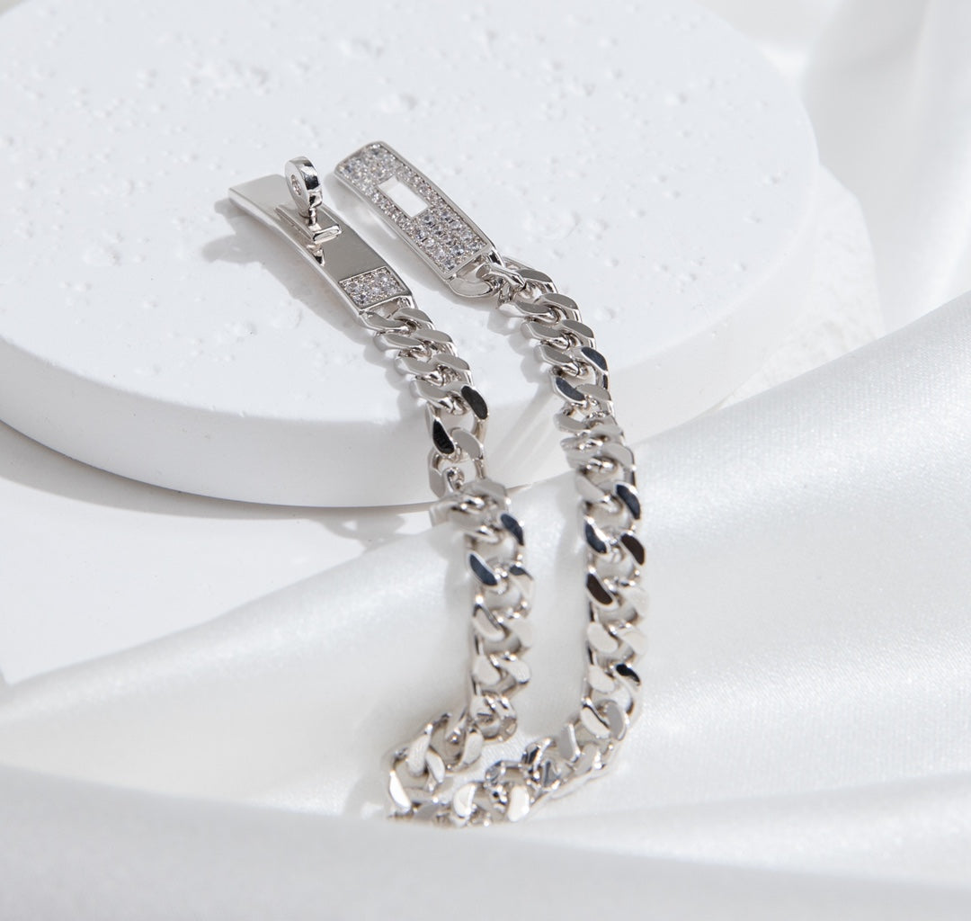 GlowKELLY CHAIN SILVER DIAMOND BRACELET