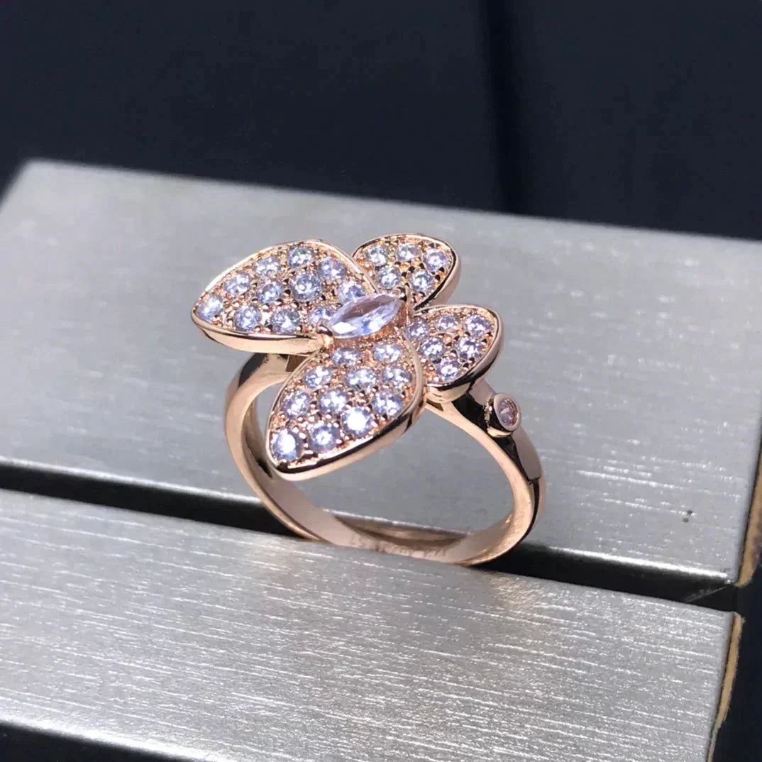 ¡®Glow¡¯BUTTERFLY PINK GOLD DIAMOND RING
