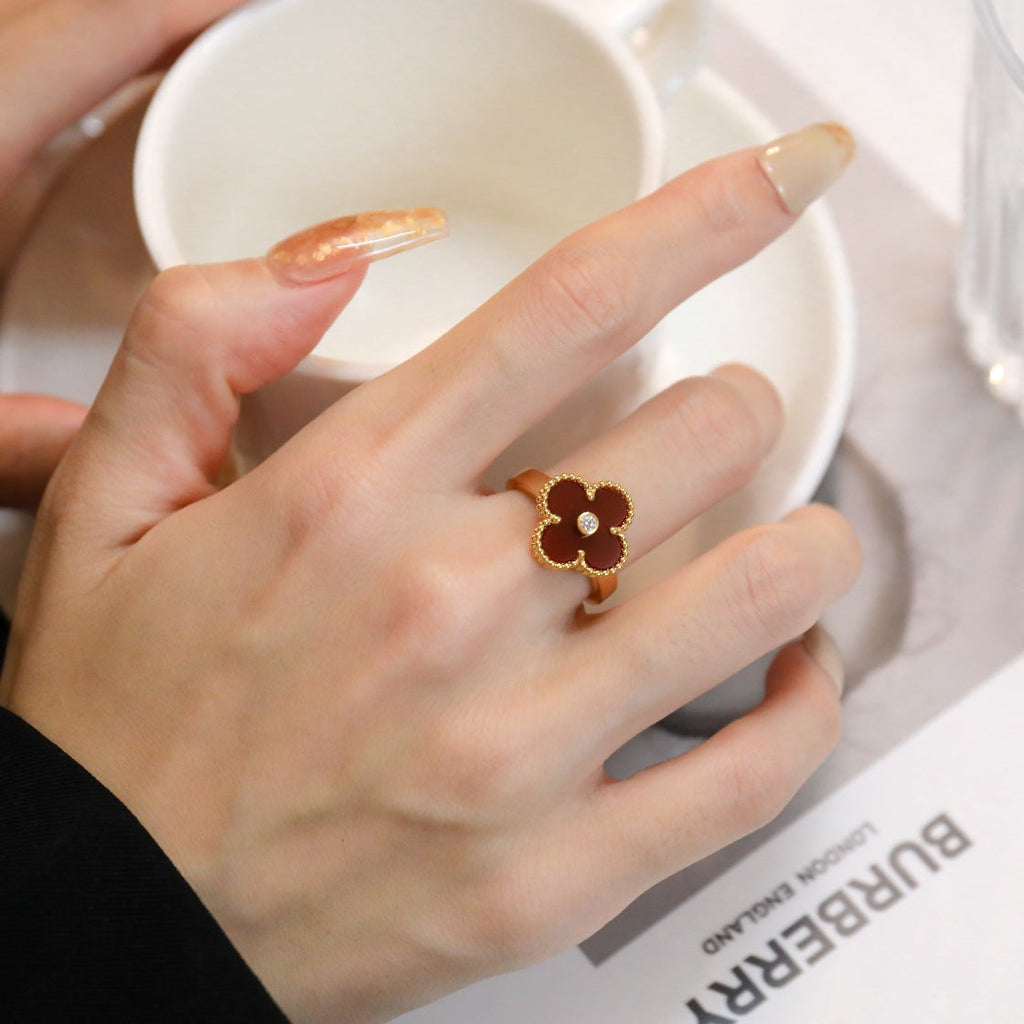 ¡®Glow¡¯CLOVER CARNELIAN RING ROSE GOLD DIAMOND