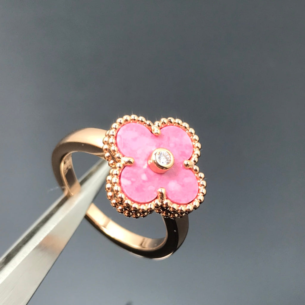 ¡®Glow¡¯CLOVER RHODONITE ROSE GOLD RING