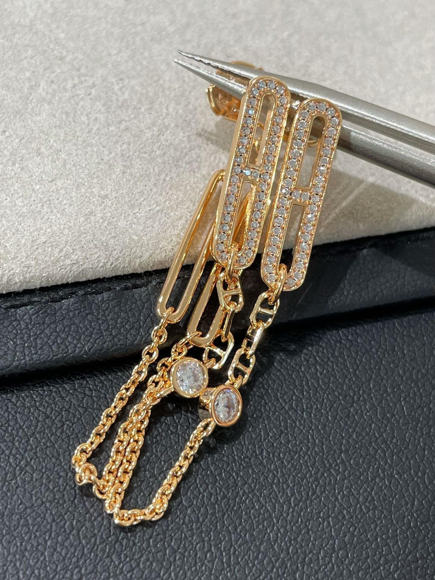 GlowCHAINE CHAOS DIAMOND DROP EARRINGS
