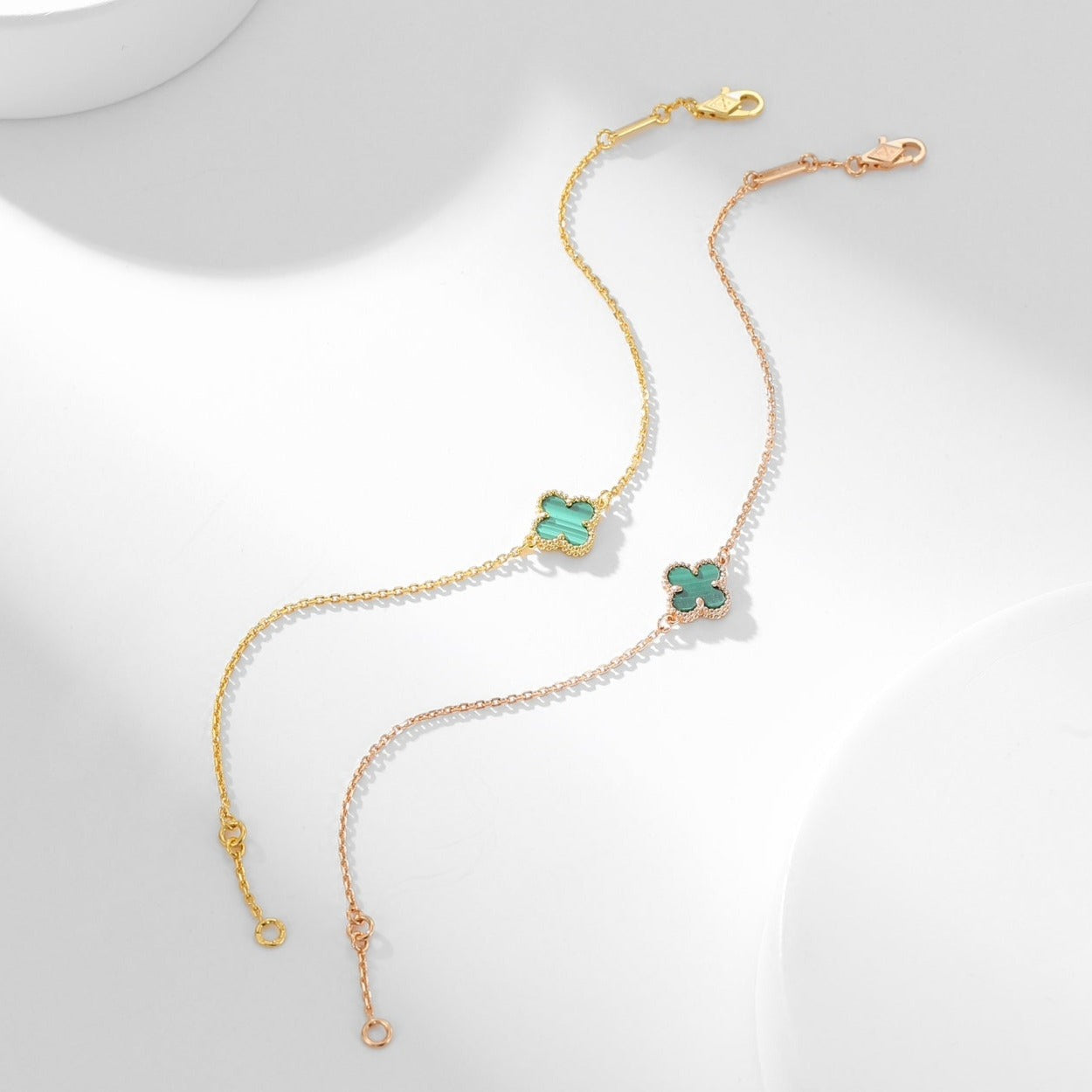 ¡®Glow¡¯CLOVER BRACELET MALACHITE 1 MOTIF