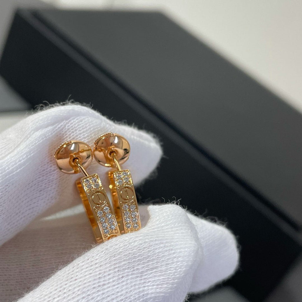GlowLOVE DIAMOND PINK GOLD HOOP EARRINGS