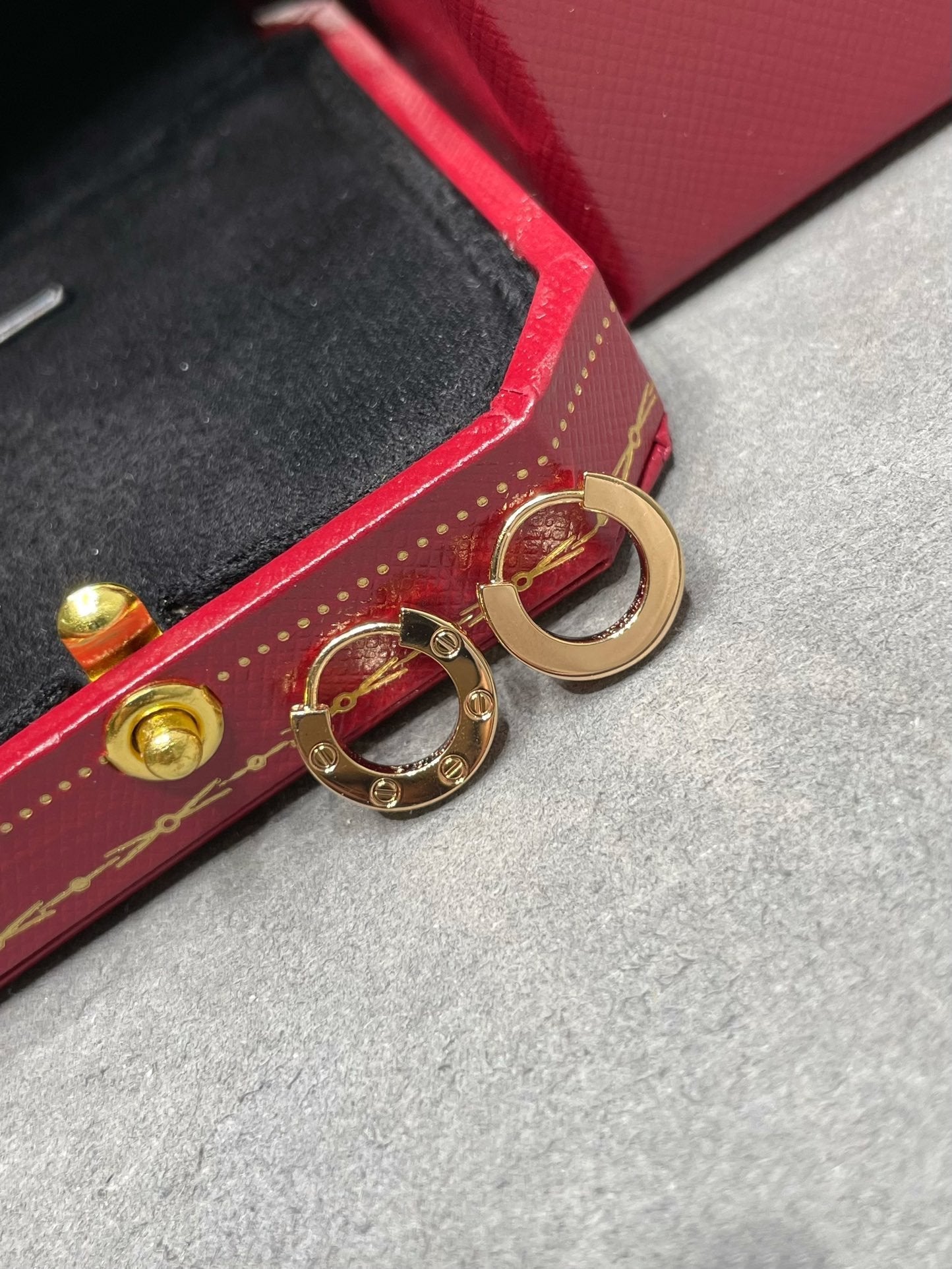 GlowLOVE MINI EARRINGS
