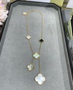 ¡®Glow¡¯CLOVER 6 MOTIF MOP ONYX GOLD NECKLACE