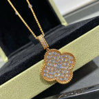 ¡®Glow¡¯CLOVER 25MM LARGE PEDANT DIAMOND PAVED LONG NECKLACE