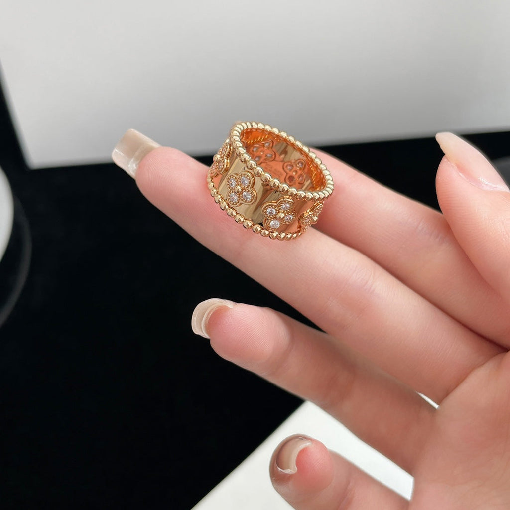¡®Glow¡¯PERLEE DIAMOND LARGE RING
