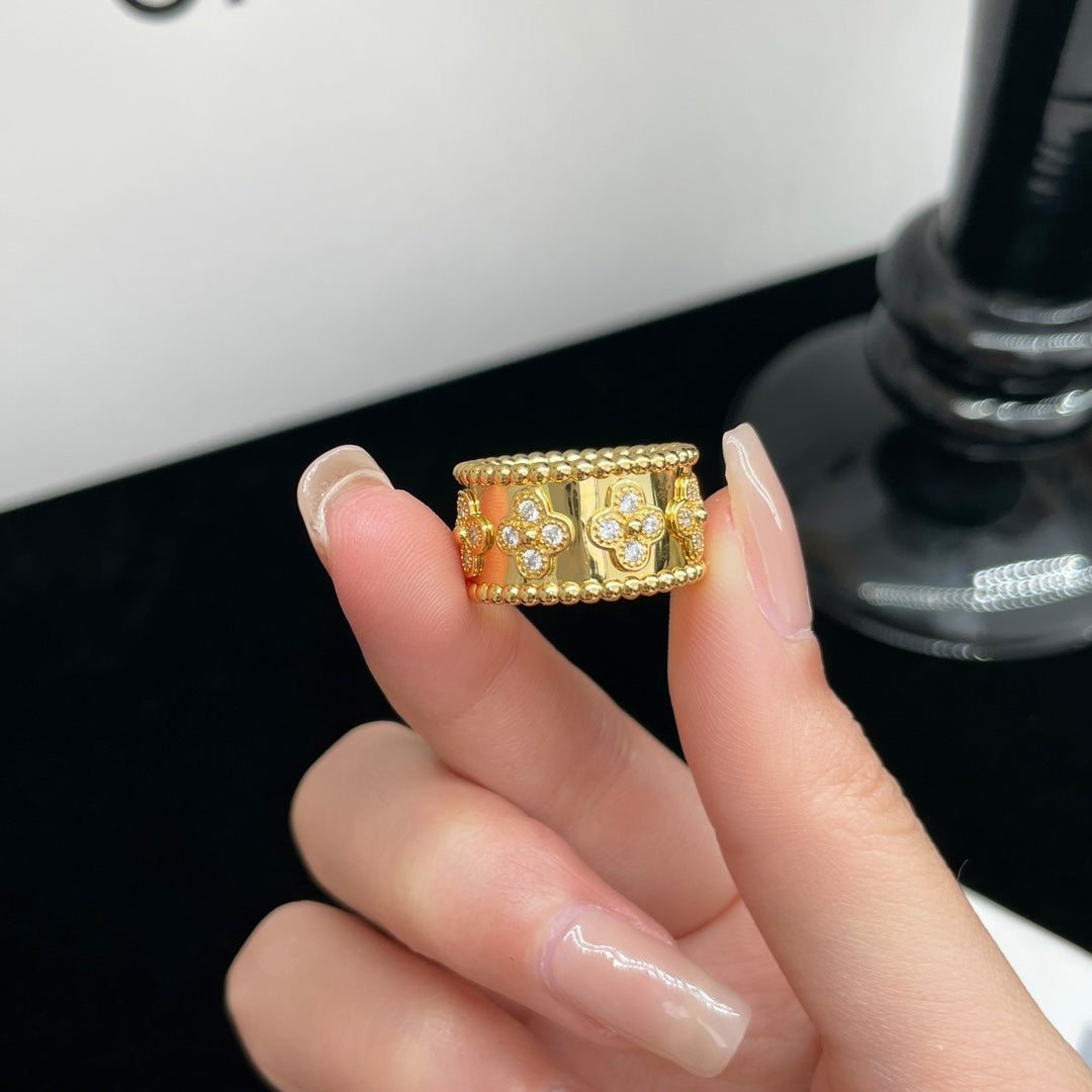 ¡®Glow¡¯PERLEE DIAMOND LARGE RING