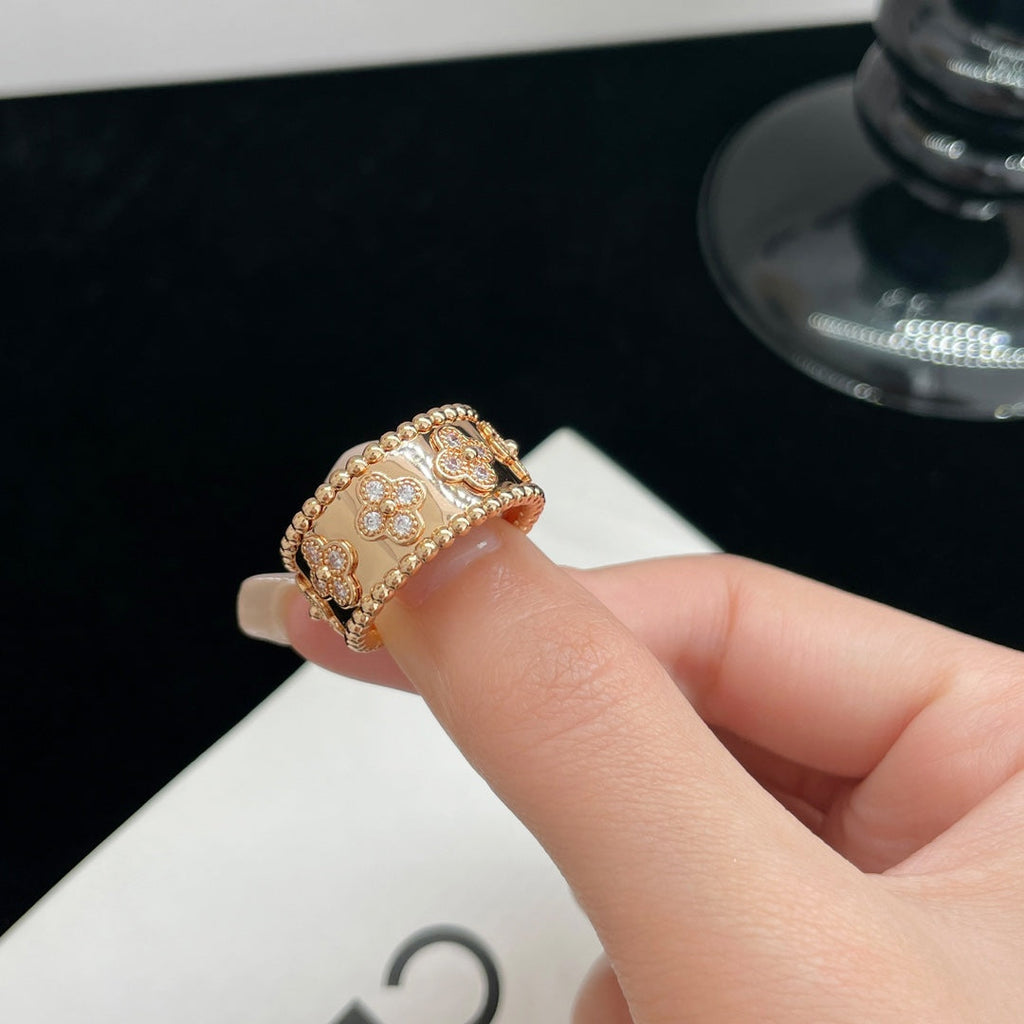 ¡®Glow¡¯PERLEE DIAMOND LARGE RING