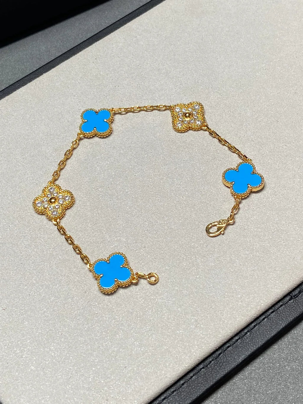 [Glow Jewelry] CLOVER 5 MOTIF BLUE AGATE BRACELET COLLECTION