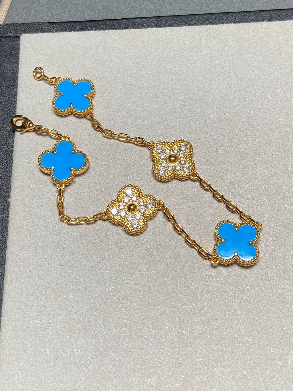[Glow Jewelry] CLOVER 5 MOTIF BLUE AGATE BRACELET COLLECTION