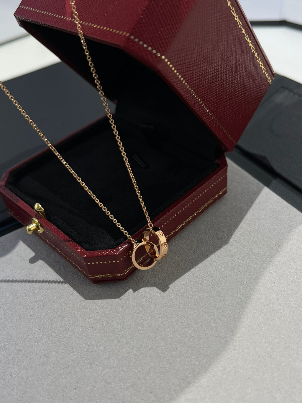 GlowLOVE NECKLACE DOUBLE RING PINK GOLD