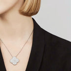 ¡®Glow¡¯CLOVER 25MM LARGE PENDANT DIAMOND PAVED SILVER NECKLACE