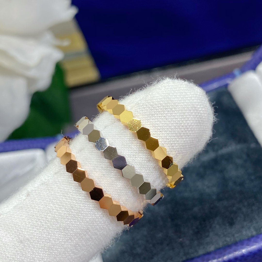 GlowBEE LOVE SMALL RING