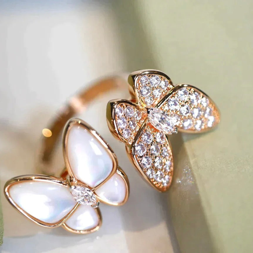 ¡®Glow¡¯TWIN BUTTERFLY DIAMOND MOP RING