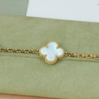 [Glow Jewelry]CLOVER WHITE PEARL MOP 5 MOTIF BRACELET COLLECTION
