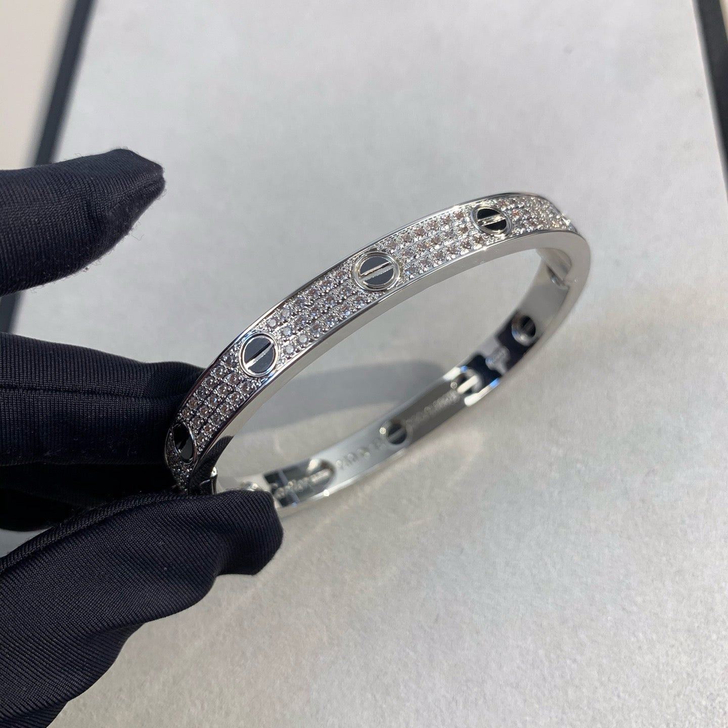 GlowLOVE BRACELET 6.1MM DIAMOND-PAVED CERAMIC