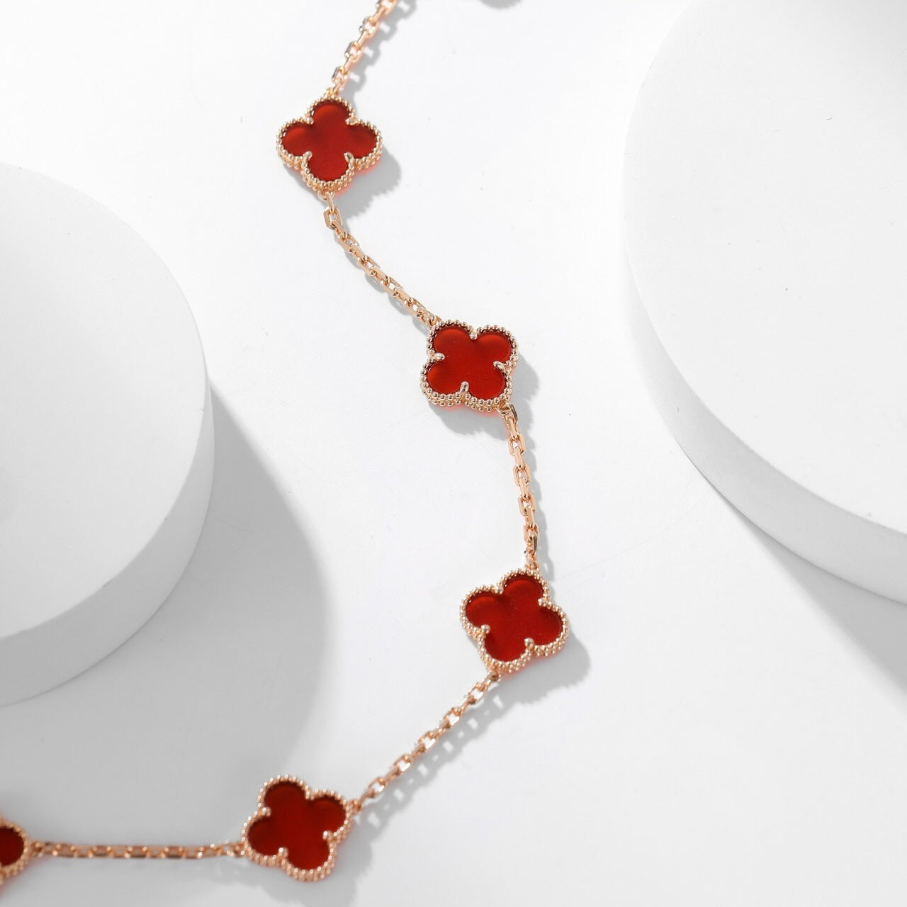 ¡®Glow¡¯CLOVER 10 MOTIFS CARNELIAN NECKLACE