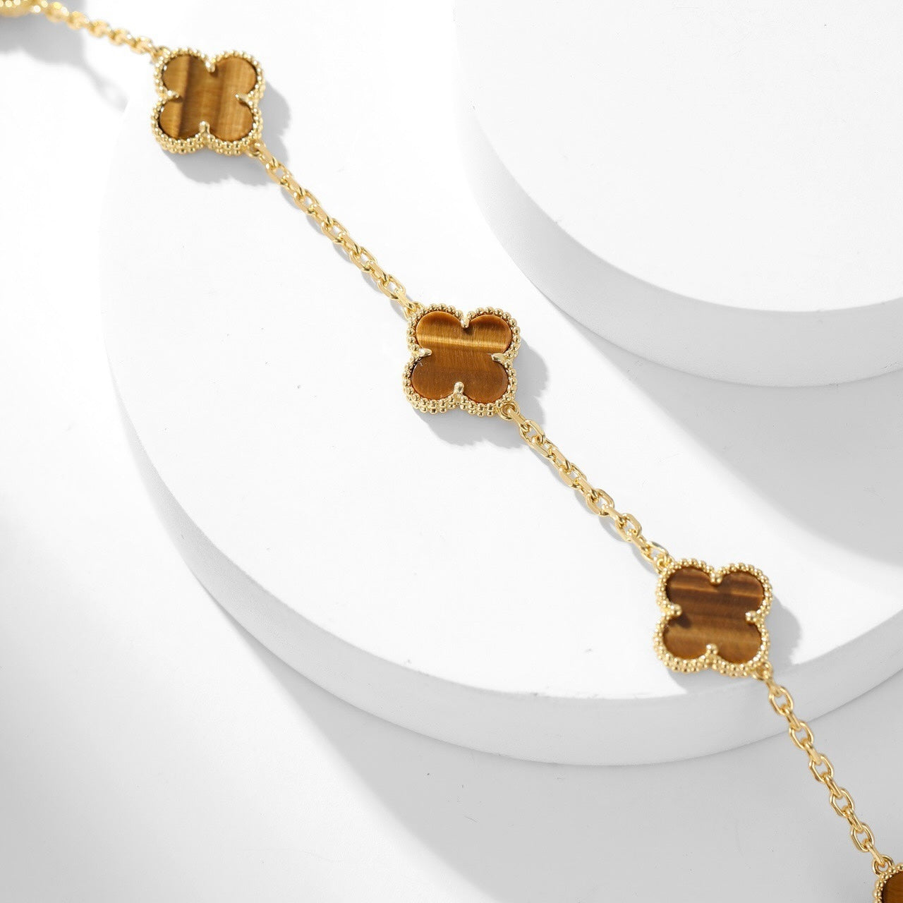 ¡®Glow¡¯CLOVER 10 MOTIFS TIGER EYE NECKLACE